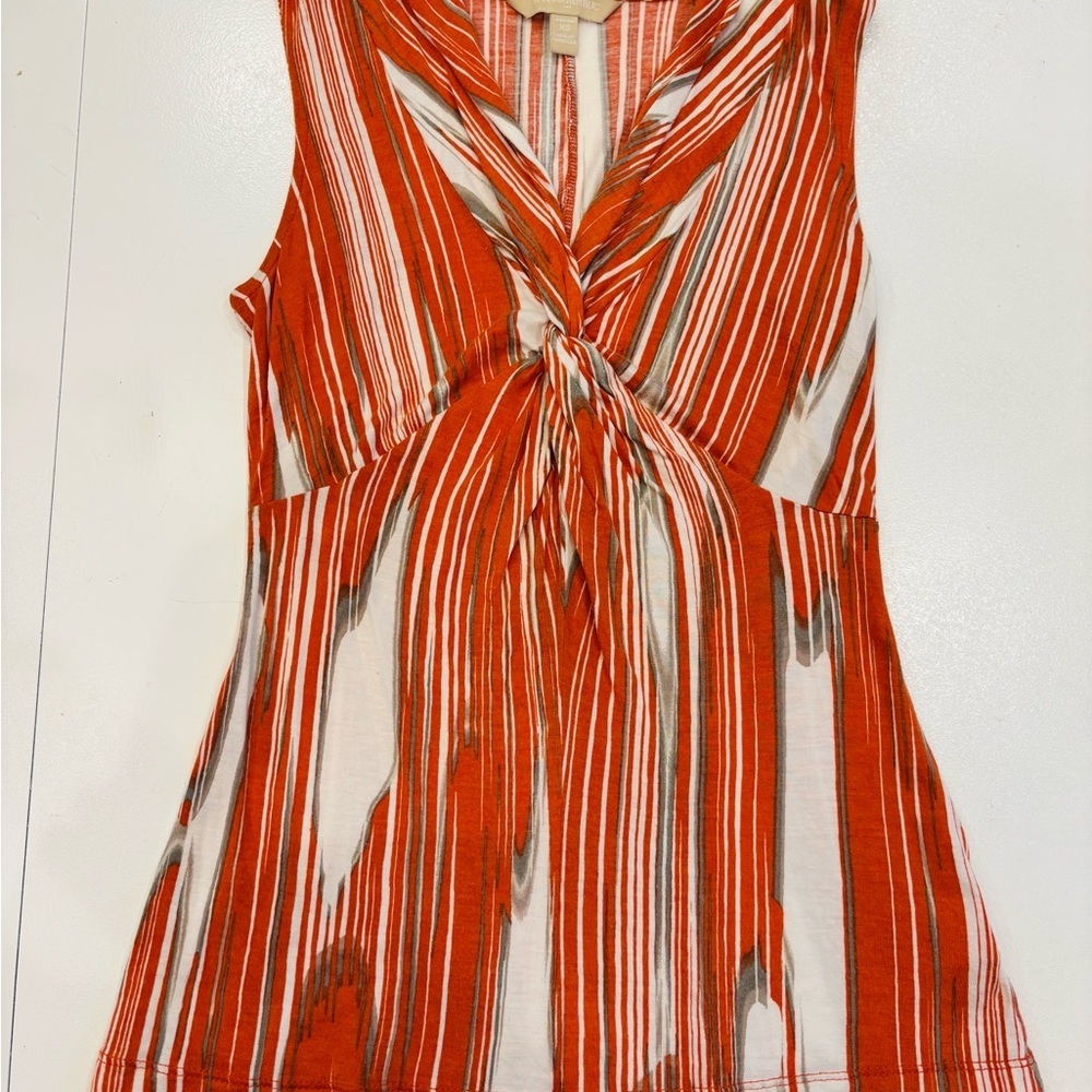 Banana Republic Red and White Twist Front Blouse size xs